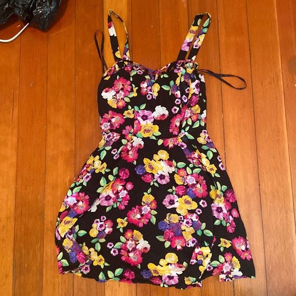 Material Girl Dresses & Skirts - Material Girl Floral Dress